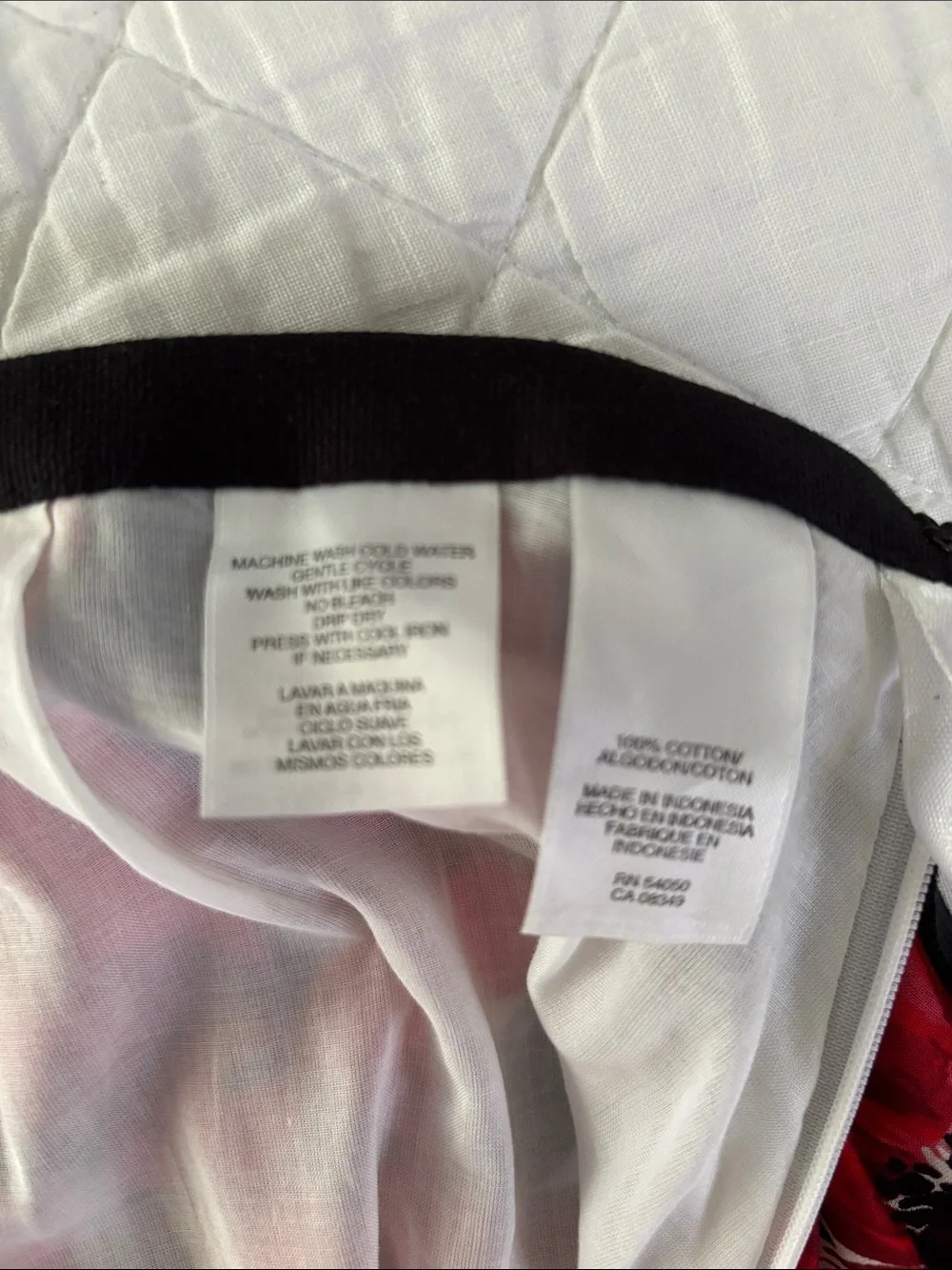 Anne Klein White Midi Skirt with Red Floral Print and Black Waist Tie Bow